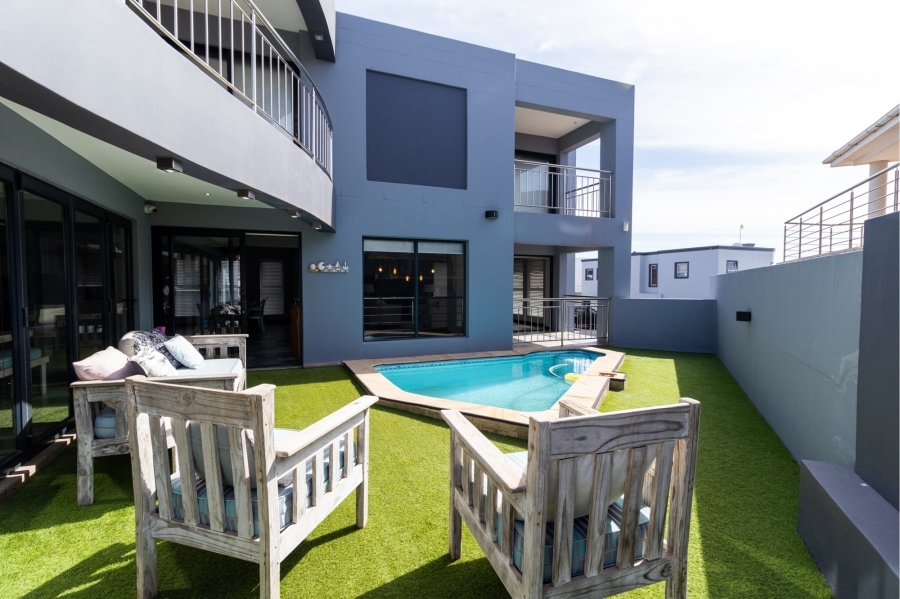 4 Bedroom Property for Sale in Calypso Beach Western Cape